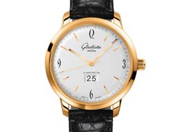 Glashütte Original Sixties Panorama Date 2-39-47-01-01-04 (2024) - Silver dial 42 mm Rose Gold case