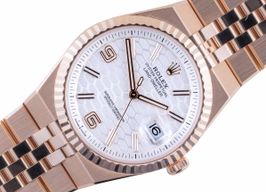 Rolex Land-Dweller 36 127235 (2026) - Wit wijzerplaat 36mm Roségoud