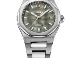 Girard-Perregaux Laureato 81005-11-3407-1CM -