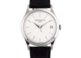 Patek Philippe Calatrava 5296G-010 (2016) - Silver dial 38 mm White Gold case