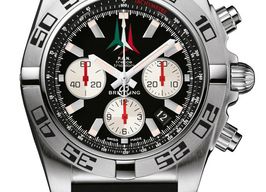 Breitling Chronomat 44 AB01104D/BC62/153S (2024) - Zwart wijzerplaat 44mm Staal