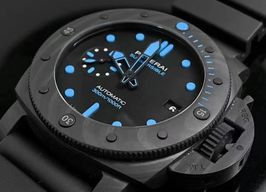 Panerai Submersible PAM00960 -