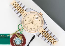 Rolex Datejust 36 16233 (1995) - Champagne dial 36 mm Gold/Steel case