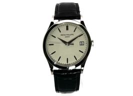 Patek Philippe Calatrava 5296G-010 -