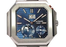Patek Philippe Cubitus 5822P-001 (2025) - Blue dial 45 mm Platinum case