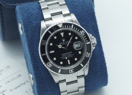 Rolex Submariner Date 16800 -