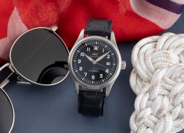 IWC Pilot IW326803 (Onbekend (willekeurig serienummer)) - Zwart wijzerplaat 39mm Staal