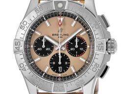 Breitling Avenger AB0147101A1X1 (2024) - Champagne dial 44 mm Steel case