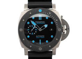 Panerai Luminor Submersible PAM00799 (2020) - Zwart wijzerplaat 47mm Carbon