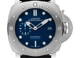 Panerai Luminor Submersible PAM02692 (2026) - Blauw wijzerplaat 47mm Carbon