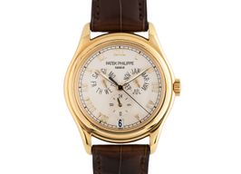 Patek Philippe Annual Calendar 5035J (Unknown (random serial)) - 37 mm Yellow Gold case