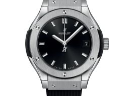 Hublot Classic Fusion Quartz 581.NX.1470.RX (2025) - Black dial 33 mm Titanium case