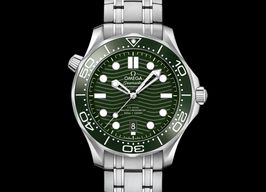 Omega Seamaster Diver 300 M 210.30.42.20.10.001 (2024) - Green dial 42 mm Steel case