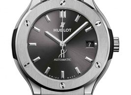 Hublot Classic Fusion Racing Grey 565.NX.7071.LR (2023) - Grey dial 38 mm Titanium case