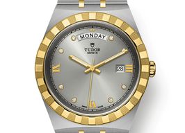 Tudor Royal 28603-0002 (2024) - Zilver wijzerplaat 41mm Staal