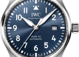IWC Pilot Mark IW328204 (2025) - Blauw wijzerplaat 40mm Staal