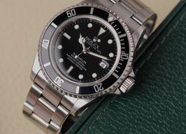 Rolex Sea-Dweller 4000 16600 (1990) - Black dial 40 mm Steel case