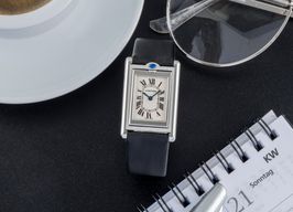 Cartier Tank W1011258 (Unknown (random serial)) - White dial 23 mm Steel case