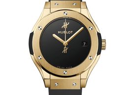 Hublot Classic Fusion 565.VX.1230.RX.MDM (2024) - Black dial 38 mm Yellow Gold case