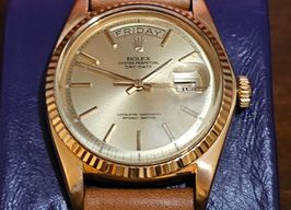 Rolex Day-Date 1803 (1974) - Champagne dial 36 mm Yellow Gold case
