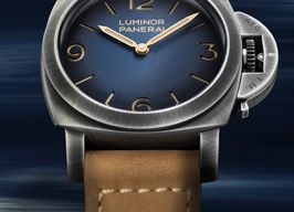 Panerai Luminor PAM02025 -
