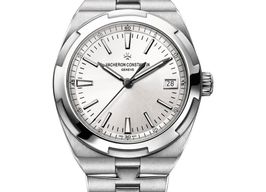 Vacheron Constantin Overseas 4520V/210A-B126 (2026) - Silver dial 41 mm Steel case
