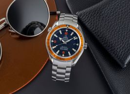 Omega Seamaster Planet Ocean 2209.50.00 (Unknown (random serial)) - Black dial 42 mm Steel case