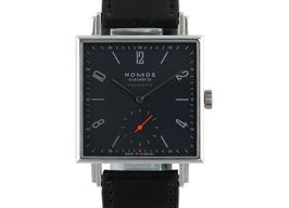 NOMOS Tetra Neomatik 422 (2025) - Blue dial 33 mm Steel case