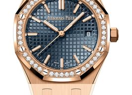 Audemars Piguet Royal Oak Selfwinding 77451OR.ZZ.1361OR.02 (2025) - Blue dial 34 mm Rose Gold case