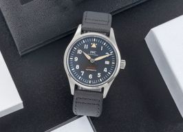 IWC Pilot IW326805 (Unknown (random serial)) - Black dial 39 mm Steel case