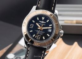Breitling Superocean 44 C1739112/BA77 (Onbekend (willekeurig serienummer)) - Zwart wijzerplaat 44mm Goud/Staal