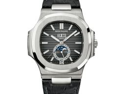Patek Philippe Nautilus 5726A-001 (2025) - Black dial 41 mm Steel case