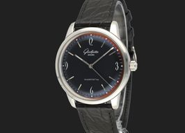 Glashütte Original Sixties 1-39-52-04-02-04 (2023) - Zwart wijzerplaat 39mm Staal