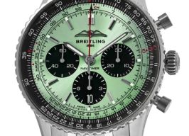 Breitling Navitimer AB0138241L1A1 (2023) - Green dial 43 mm Steel case