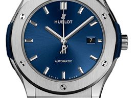 Hublot Classic Fusion Blue 542.NX.7170.RX (2025) - Blue dial 42 mm Titanium case