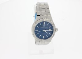 Maurice Lacroix Aikon AI6008-SS002-430-1 (2024) - Blauw wijzerplaat 42mm Staal