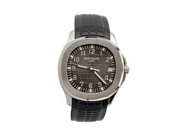 Patek Philippe Aquanaut 5167A-001 (2018) - Black dial 40 mm Steel case