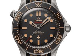 Omega Seamaster Diver 300 M 210.92.42.20.01.001 (2022) - Brown dial 42 mm Titanium case