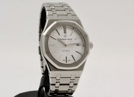 Audemars Piguet Royal Oak Selfwinding 15400ST.OO.1220ST.02 (Onbekend (willekeurig serienummer)) - Wit wijzerplaat 41mm Staal