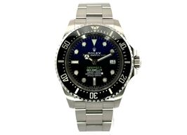 Rolex Sea-Dweller Deepsea 136660 (2022) - Zwart wijzerplaat 44mm Staal