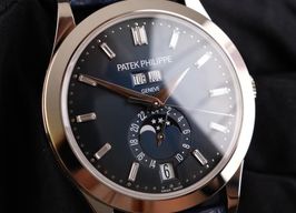 Patek Philippe Annual Calendar 5396G-017 (2024) - Blue dial 39 mm White Gold case