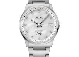 Mido Commander M021.207.11.106.00 -