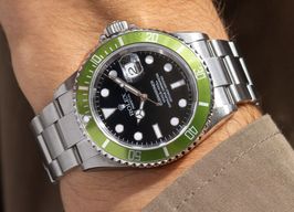 Rolex Submariner Date 16610LV -