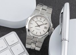 Vacheron Constantin Overseas 42042 -