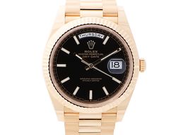 Rolex Day-Date 40 228238 (2024) - Black dial 40 mm Yellow Gold case