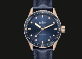 Blancpain Fifty Fathoms Bathyscaphe 5000-36S40-O52A (2023) - Blue dial 43 mm Red Gold case