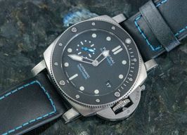 Panerai Luminor Submersible PAM00683 (2022) - Zwart wijzerplaat 42mm Staal