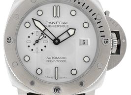 Panerai Luminor Submersible PAM01226 (2024) - White dial 44 mm Steel case