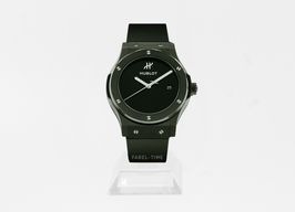 Hublot Classic Fusion 565.CX.1270.RX.MDM (2024) - Zwart wijzerplaat 38mm Keramiek