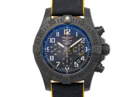 Breitling Avenger Hurricane XB0180 (2019) - Zwart wijzerplaat 45mm Plastic
